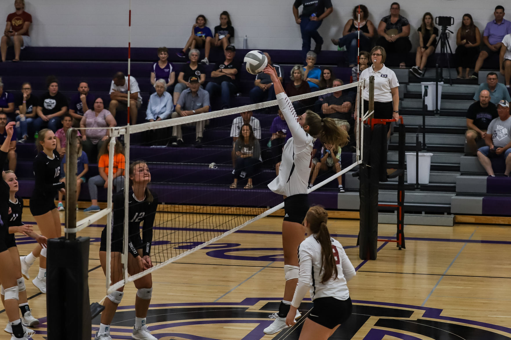 Heartland VB vs Fillmore Central (57).JPG